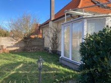 Ansicht Giebel Markantes Einfamilienhaus: Wintergarten - Kamin - Sauna - Vollkeller - Garage - Nebengeb�ude....