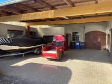 IMG_7412 Vielseitig nutzbar: Reihenhaus mit Nebengeb�ude - Garage - Stellfl�chen �berdacht