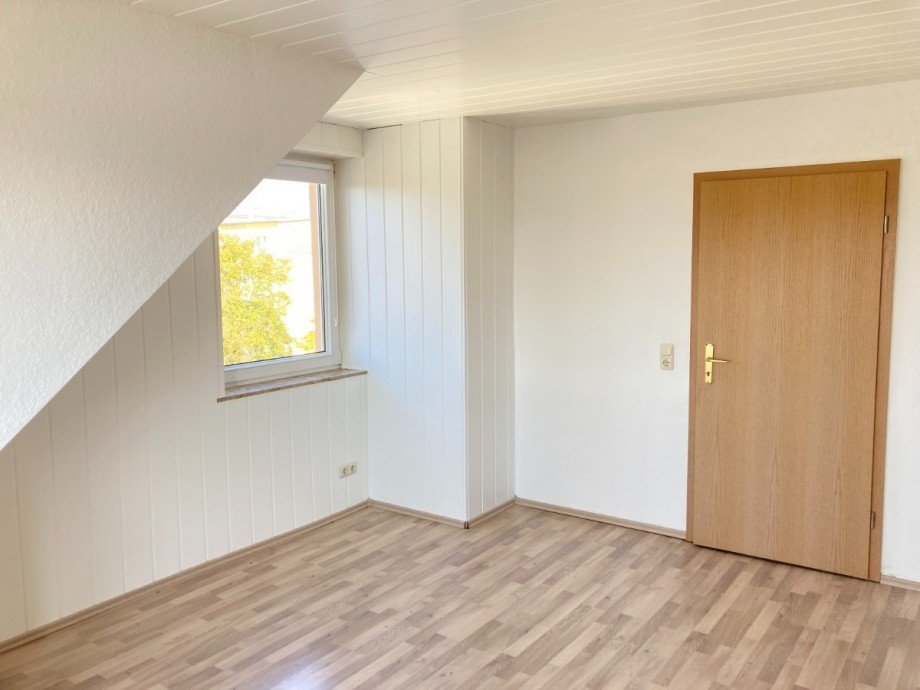 Bild... Dachgeschosswohnung Dargun