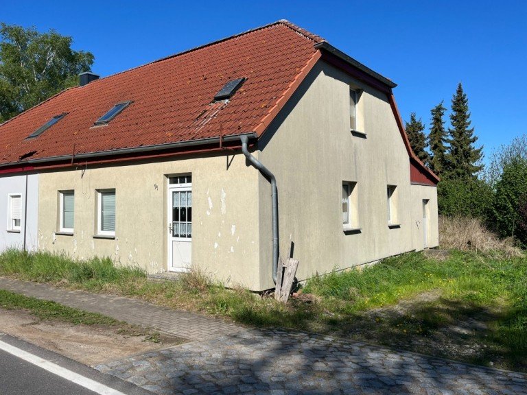 IMG_1664 Faulenrost Doppelhaush�lfte Haush�lfte mit Potential - See fu�l�ufig - Waren/M�ritz ca. 15 km....