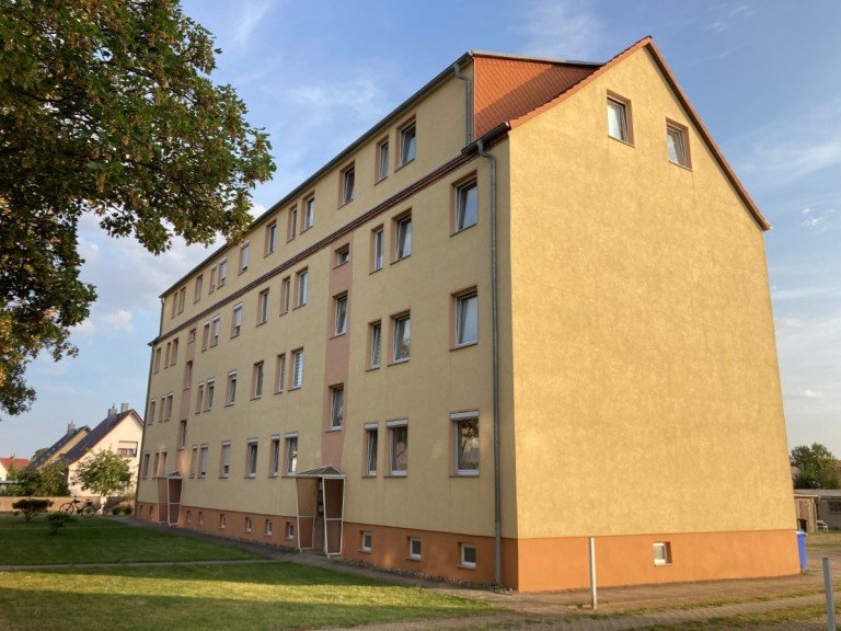 Bild... Dargun Dachgeschosswohnung Anlage oder Selbstnutzung: Gem�tliche Dachgeschosswohnung - Keller - Nebengelass....