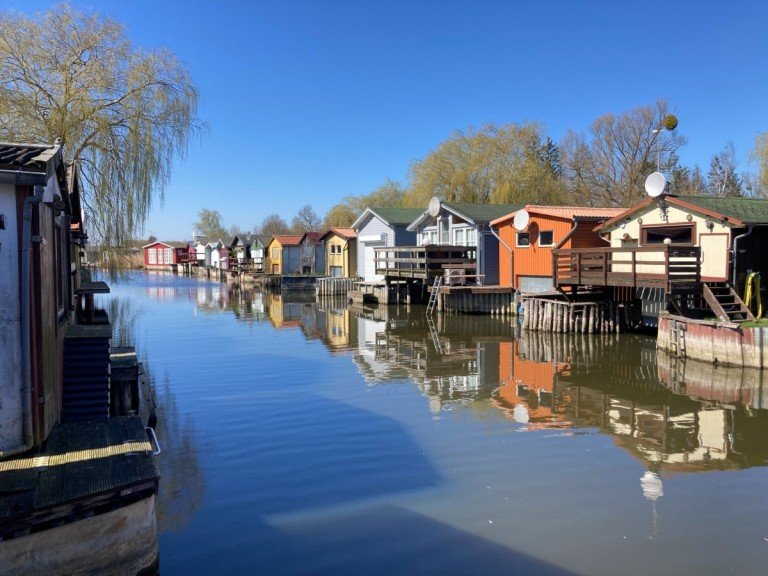 Bild... Neukalen Ferienhaus Bootshaus auf Eigentumsland - Zugang zum Kummerower See....