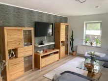 Bild... Wohnhaus mit Fachwerk - Traumgrundst�ck mit ca. 10.500 m� - Einbauk�che - Kaminofen - Carport....