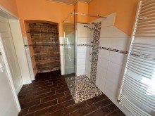 IMG_1768 Sofort nutzbar: Solides Einfamilienhaus - Einbauk�che - Kachel�fen - Nebengeb�ude - Carport....