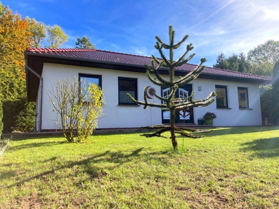 Bild... Einfamilienhaus J�rgenstorf