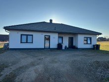 image4 Randlage: Neuwertiger Bungalow - Energie A+ - 5 Zimmer - 2 Badezimmer - Einbauk�che.....