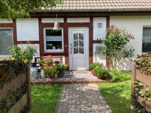 Bild... Wohnhaus mit Fachwerk - Traumgrundst�ck mit ca. 10.500 m� - Einbauk�che - Kaminofen - Carport....
